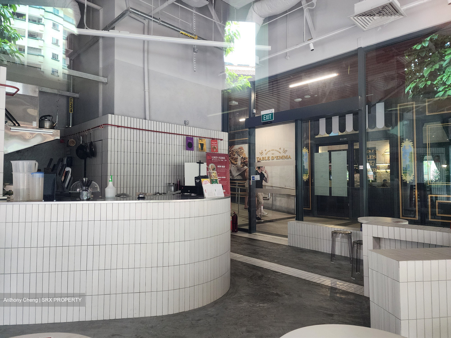 Club Street (D1), Retail #487042031